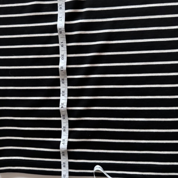 Max Studio Pencil Skirt - Picture 2 of 4